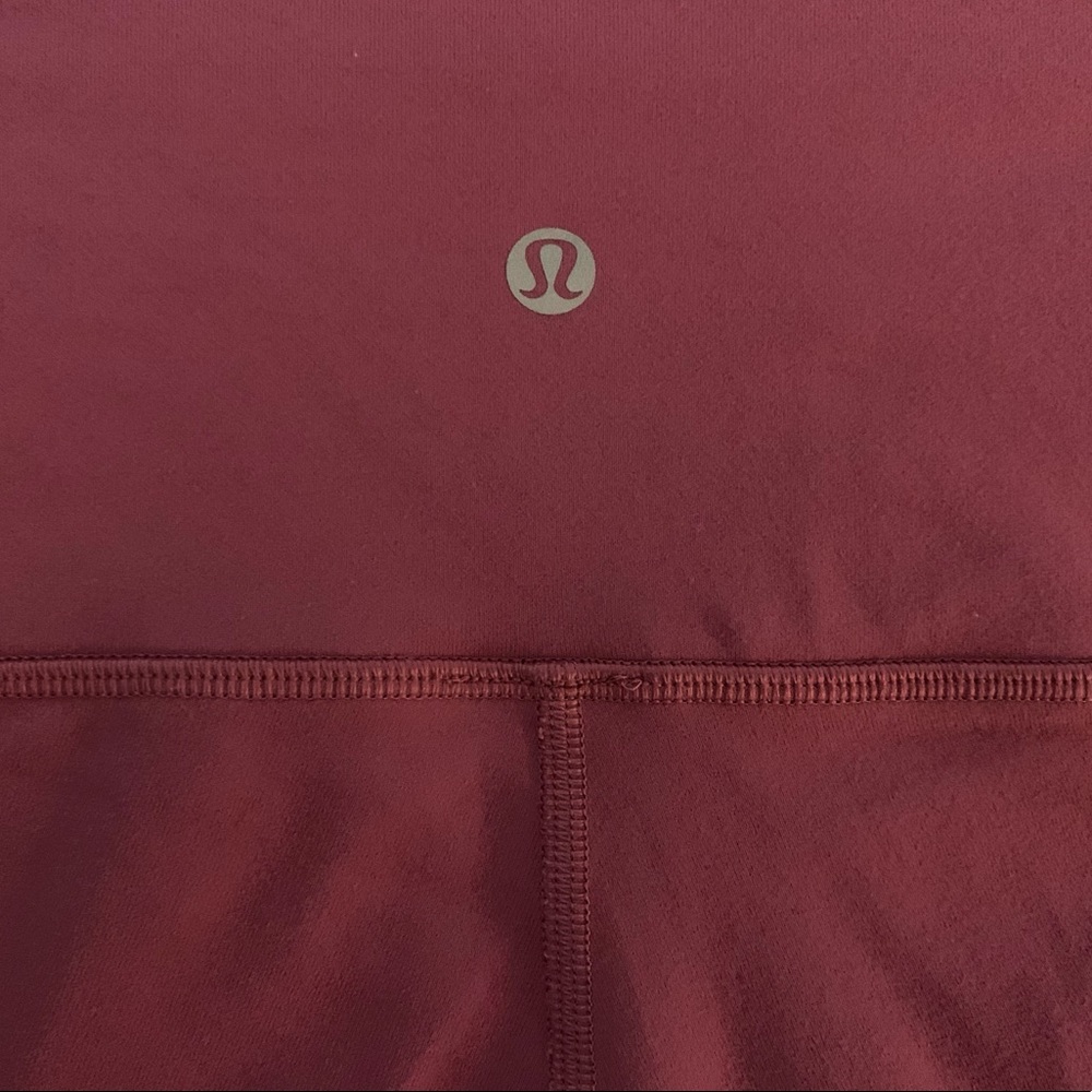 LULULEMON WUNDER UNDER LEGGINGS w/ lulu bag !!